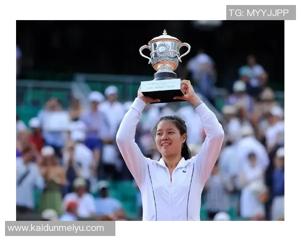 李娜专访：从青涩少女到网球传奇的心路历程回顾