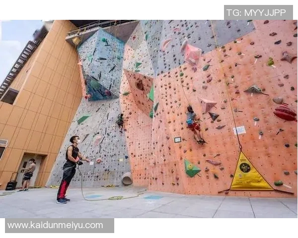 广州攀岩队个人能力提升之路热议攀岩运动的未来发展与挑战